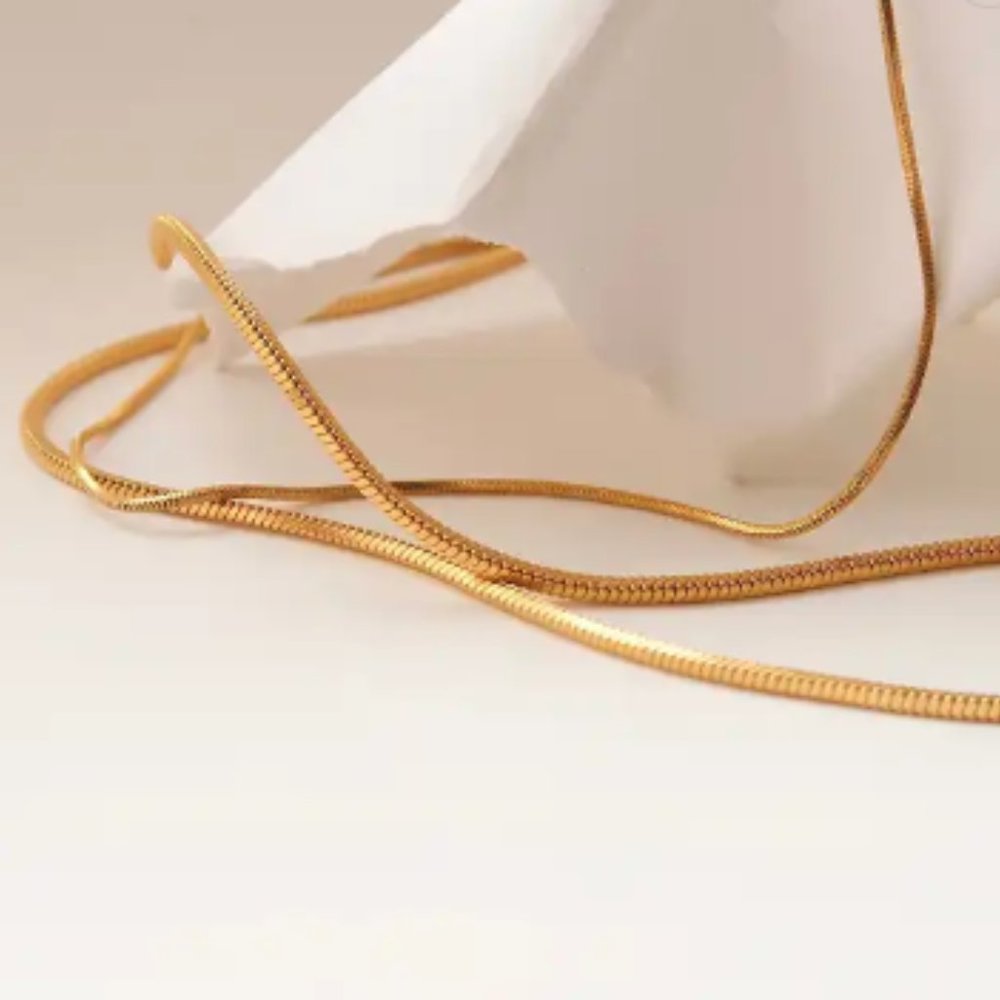 18k Gold Filled Layered Necklace Set - Picture 5 of 5